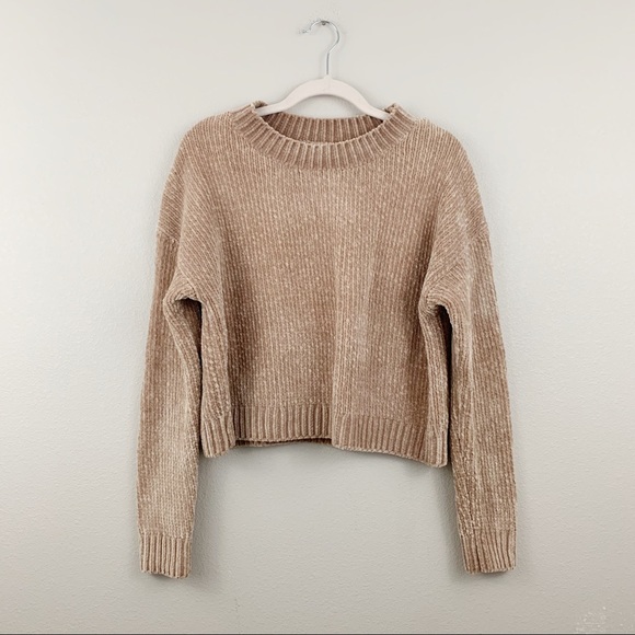 Urban Outfitters Sweaters - Silence + Noise Urban Outfitters Tan Chenille Crop